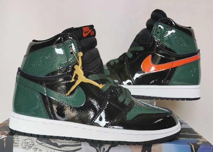 AIR JORDAN 1 HIGH OG "Solefly Friends & Family"